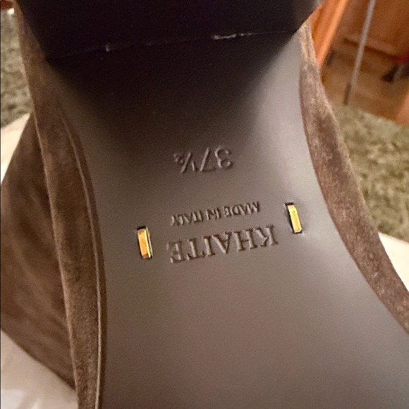 KHAITE White and Black Heeled Boots Box - Picture 6 of 7